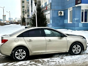 Седан Chevrolet Cruze 2012 года, 600000 рублей, Красноярск