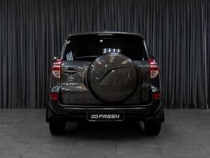 Внедорожник Toyota RAV4 2011 года, 1369000 рублей, Тюмень