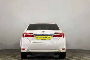 Седан Toyota Corolla 2014 года, 1219000 рублей, Пермь