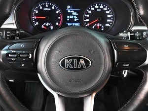 Хетчбэк Kia Rio X-Line 2018 года, 1599000 рублей, Аксай