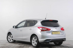 Хетчбэк Nissan Tiida 2015 года, 899000 рублей, Кемерово