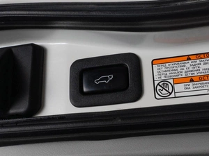 Внедорожник Toyota Land Cruiser 2016 года, 6500000 рублей, Тюмень