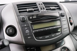 Внедорожник Toyota RAV4 2012 года, 1789000 рублей, Красноярск