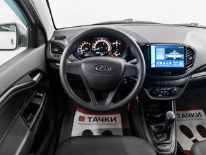Седан ВАЗ (LADA) Vesta 2021 года, 1075000 рублей, Красноярск