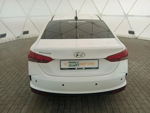 Седан Hyundai Solaris 2021 года, 1520000 рублей, Клинцы