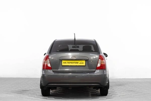 Седан Hyundai Verna 2007 года, 589000 рублей, Барнаул