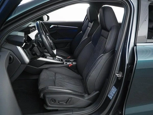 Седан Audi A3 2021 года, 2973444 рублей, Москва