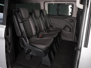 Минивэн Ford Tourneo Custom 2021 года, 4240000 рублей, Красный Пахарь