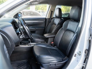 Внедорожник Mitsubishi Outlander 2018 года, 2049000 рублей, Волгоград