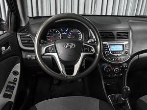 Седан Hyundai Solaris 2012 года, 915000 рублей, Ставрополь