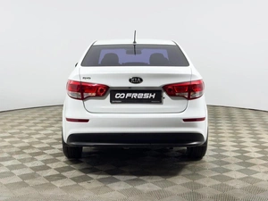Седан Kia Rio 2015 года, 935200 рублей, Казань