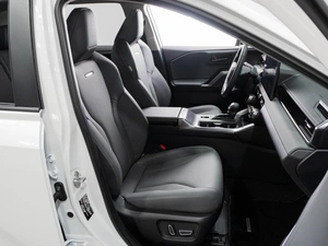 Внедорожник Toyota RAV4 2025 года, 4699000 рублей, Тюмень