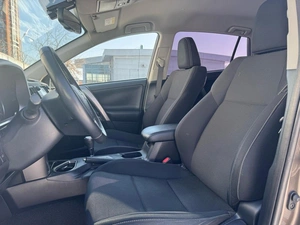 Внедорожник Toyota RAV4 2018 года, 2550000 рублей, Ижевск