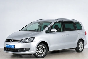 Минивэн Volkswagen Sharan 2012 года, 1369000 рублей, Челябинск