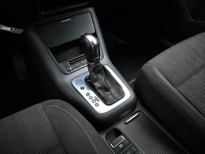 Внедорожник Volkswagen Tiguan 2012 года, 1429000 рублей, Кирилловка