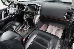 Внедорожник Toyota Land Cruiser 2013 года, 4399000 рублей, Красноярск