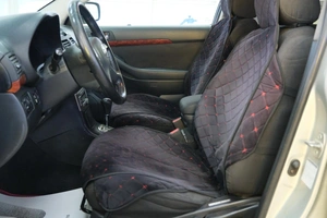 Седан Toyota Avensis 2004 года, 769000 рублей, Омск