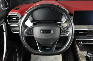 Внедорожник Geely Coolray 2022 года, 1599000 рублей, Тюмень