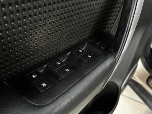 Внедорожник Chevrolet Captiva 2012 года, 1299000 рублей, Ачинск