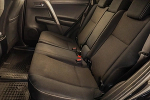 Внедорожник Toyota RAV4 2018 года, 2379000 рублей, Челябинск