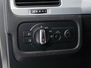 Внедорожник Volkswagen Touareg 2011 года, 2119000 рублей, Тюмень