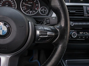 Седан BMW 3 серия 2018 года, 2995000 рублей, Краснодар