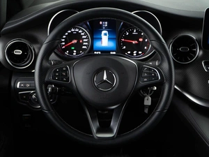 Минивэн Mercedes-benz V-класс 2022 года, 8598999 рублей, Москва