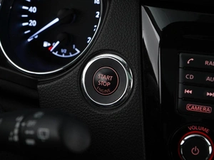 Внедорожник Nissan Qashqai 2018 года, 1848055 рублей, Москва