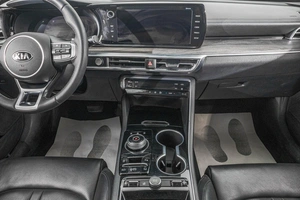 Седан Kia K5 2021 года, 2409000 рублей, Барнаул