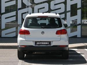 Внедорожник Volkswagen Tiguan 2014 года, 1409000 рублей, Волгоград