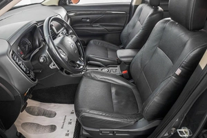 Внедорожник Mitsubishi Outlander 2015 года, 2489000 рублей, Барнаул