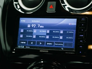 Хетчбэк Nissan Note 2018 года, 1050000 рублей, Красноярск