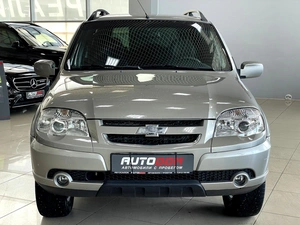 Внедорожник Chevrolet Niva 2010 года, 647000 рублей, Солонцы