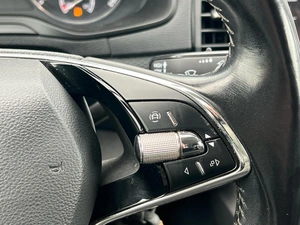 Внедорожник Skoda Karoq 2021 года, 2489000 рублей, Ижевск