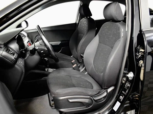 Седан Kia Rio 2011 года, 843200 рублей, Казань