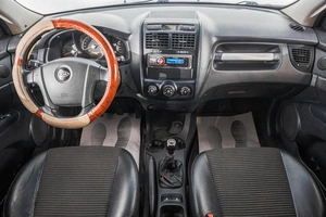 Внедорожник Kia Sportage 2006 года, 829000 рублей, Барнаул