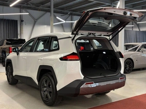 Внедорожник Toyota RAV4 2026 года, 5200000 рублей, Павловская Слобода