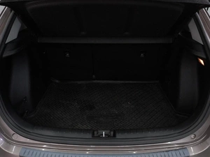 Хетчбэк Kia Rio X-Line 2018 года, 1599000 рублей, Воронеж