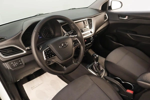 Седан Hyundai Solaris 2017 года, 1129000 рублей, Челябинск