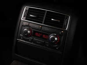 Седан Audi A8 2006 года, 1289000 рублей, Тюмень