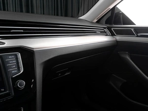 Седан Volkswagen Passat 2016 года, 1979000 рублей, Тюмень