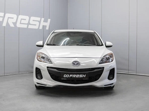 Хетчбэк Mazda 3 2013 года, 1050000 рублей, Омск