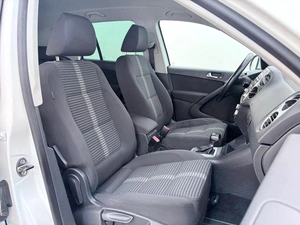 Внедорожник Volkswagen Tiguan 2010 года, 1119000 рублей, Орёл