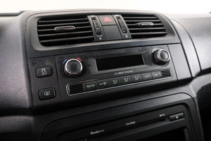 Хетчбэк Skoda Fabia 2012 года, 899000 рублей, Красноярск