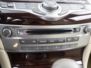 Седан Infiniti Q70 2014 года, 1827077 рублей, Москва