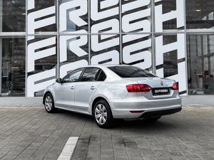 Седан Volkswagen Jetta 2011 года, 859000 рублей, Ставрополь