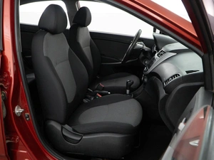 Седан Hyundai Solaris 2013 года, 779050 рублей, Москва