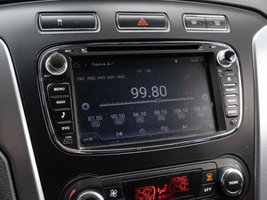 Седан Ford Mondeo 2011 года, 1015000 рублей, Краснодар