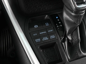 Внедорожник Toyota RAV4 2022 года, 3749000 рублей, Ростов-на-Дону
