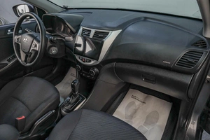 Седан Hyundai Solaris 2015 года, 899000 рублей, Челябинск